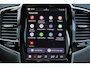 Volvo XC90 T8 Recharge AWD Inscription - LONG RANGE - Luchtvering - Panoramisch schuif-/kanteldak - Intellisafe Assist / Surround - Parkeerverwarming - Harman Kardon Audio - Head-up Display - Elektrisch bed. voorstoelen - Leder - Verwarmbare voorstoelen/achterbank - Verwarmbaar stuurwiel - Getint glas - 20' LMV
