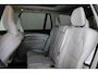 Volvo XC90 T8 Recharge AWD Inscription - LONG RANGE - Luchtvering - Panoramisch schuif-/kanteldak - Intellisafe Assist / Surround - Parkeerverwarming - Harman Kardon Audio - Head-up Display - Elektrisch bed. voorstoelen - Leder - Verwarmbare voorstoelen/achterbank - Verwarmbaar stuurwiel - Getint glas - 20' LMV