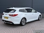 Kia Optima Sportswagon 2.0 GDI PHEV ExecutiveLine / Dealer Onderhouden / Trekhaak / 1500KG Trekgewicht / open dak / Keyless / Adaptive Cruise / Harman Kardon / Elektrische Stoelen Met Geheugen /