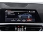 BMW 3-Serie 320i High Executive Edition (STOELVERWARMING, CAMERA, PDC, SFEERVERLICHTING, TREKHAAK AFNE