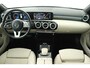 Mercedes-Benz A-klasse 180 Business Solution Luxury (SFEERVERLICHTING, STOELVERWARMING, 1e EIGENAAR, ACHTERUITRIJ