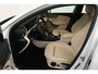 Mercedes-Benz A-klasse 180 Business Solution Luxury (SFEERVERLICHTING, STOELVERWARMING, 1e EIGENAAR, ACHTERUITRIJ