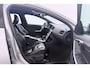 Volvo V60 1.5 T3 Polar+ Dynamic (STOELVERWARMING, NAVIGATIE, CRUISE CONTROL, PARKEERSENSOREN)