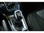 Volvo V40 1.6 T2 Summum (NAVIGATIE, CRUISE CONTROL, PARKEERSENSOREN)