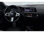BMW 2-serie Gran Coupé 218i High Executive (CAMERA, STOELVERWARMING, NAVIGATIE, HUD DISPLAY, DEALER ONDERHOUDEN)