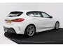 BMW 1-Serie 118i High Executive (TREKHAAK, CAMERA, SFEERVERLICHTING, DEALER ONDERHOUDEN)