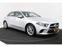 Mercedes-Benz A-klasse 200 Business Solution Plus Upgrade (CAMERA, STOELVERWARMING, NAVIGATIE, PARKEERSENSOREN)
