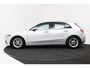 Mercedes-Benz A-klasse 200 Business Solution Plus Upgrade (CAMERA, STOELVERWARMING, NAVIGATIE, PARKEERSENSOREN)