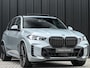 BMW X5 xDrive50e | Panoramadak | Alcantara Hemelbekleding | Harman/Kardon | HUD | 360 Camera | BMW Gesture Control | Luchtvering | Stoelverwarming + Ventilatie | Keyless Entry |