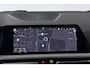 BMW 3-Serie 330e Business Edition Plus (TREKHAAK, STOELVERWARMING, NAVIGATIE, PARKEERSENSOREN)