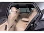 BMW 5-Serie Touring 540i xDrive High Executive (PANORAMADAK, ADAPTIEVE CRUISE, SFEERVERLICHTING, DEALER ONDERH