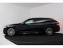 BMW 5-Serie Touring 540i xDrive High Executive (PANORAMADAK, ADAPTIEVE CRUISE, SFEERVERLICHTING, DEALER ONDERH