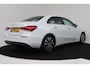 Mercedes-Benz A-klasse 180 Business Solution (NAVIGATIE, CAMERA, STOELVERWARMING, CRUISE, PDC, NL-AUTO, GOED ONDE