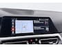 BMW 3-Serie 330i High Executive Edition (PANORAMADAK, HEAD-UP, HARMAN/KARDON, 360 CAMERA, SFEERVERLICH