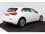 Mercedes-Benz A-klasse 220 Advantage (SFEERVERLICHTING, NAVIGATIE, CAMERA, STOELVERWARMING, LEDER)