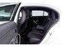 Mercedes-Benz A-klasse 180 Business Solution AMG (PANORAMADAK, STOELVERWARMING, CAMERA, SFEERVERLICHTING, ELEKTR