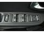 Renault Clio Estate 0.9 TCe Limited (TREKHAAK, NAVIGATIE, CAMERA, PARKEERSENSOREN, BLUETOOTH, CRUISE CONTROL)