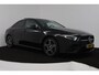 Mercedes-Benz A-klasse 200 Business Solution AMG (PANORAMADAK, STOELVERWARMING, ACHTERUITRIJCAMERA, SFEERVERLICHT