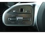 Mercedes-Benz GLB 200 Business Solution AMG (PANORAMADAK, SFEERVERLICHTING, TREKHAAK WEGKLAPBAAR, STOELVERWARMING, ELEKTR STOELEN)