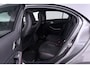 Mercedes-Benz A-klasse 180 Amg (PANORAMADAK, STOELVERWARMING, PARKEERSENSOREN, CRUISE, LED)
