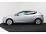 SEAT Leon 1.0 EcoTSI Style Business Intense (TREKHAAK, CARPLAY, PARKEERSENSOREN, NAVI, CRUISE)