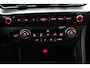 Kia Niro Hybrid 1.6 GDi ExecutiveLine (STOEL/STUUR VERWARMING, CRUISE ADAPTIEF, CAMERA, NAVIGATIE)