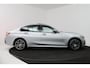 BMW 3-Serie 320i Executive Edition (PANORAMADAK, SFEERVERLICHTING, PDC, DEALER ONDERHOUDEN)