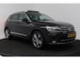 Volkswagen Tiguan 1.4 TSI ACT Highline (PANORAMADAK, CAMERA, DIGITALE COCKPIT, TREKHAAK WEGKLAPBAAR, MASSAGE STOELEN)