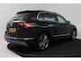 Volkswagen Tiguan 1.4 TSI ACT Highline (PANORAMADAK, CAMERA, DIGITALE COCKPIT, TREKHAAK WEGKLAPBAAR, MASSAGE STOELEN)