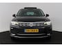 Volkswagen Tiguan 1.4 TSI ACT Highline (PANORAMADAK, CAMERA, DIGITALE COCKPIT, TREKHAAK WEGKLAPBAAR, MASSAGE STOELEN)