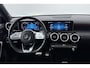 Mercedes-Benz A-klasse 180 Business Solution AMG (PANORAMADAK, STOELVERWARMING, PDC, CAMERA, NAVIGATIE)