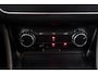 Mercedes-Benz A-klasse 200 Ambition Automaat (PANORAMADAK, STOELVERWARMING, NAVIGATIE, PARKEERSENSOREN)