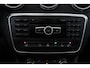 Mercedes-Benz A-klasse 200 Ambition Automaat (PANORAMADAK, STOELVERWARMING, NAVIGATIE, PARKEERSENSOREN)