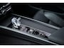 Volvo XC60 2.0 T8 Plug-in hybrid AWD Ultra Dark Executive Edition | Luchtvering | 22" | Gelamineerd Glas | Bowers & Wilkins | Stoelmassage & Ventilatie |