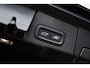 Volvo XC60 2.0 T8 Plug-in hybrid AWD Ultra Dark Executive Edition | Luchtvering | 22" | Gelamineerd Glas | Bowers & Wilkins | Stoelmassage & Ventilatie |