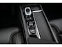 Volvo XC60 2.0 T8 Plug-in hybrid AWD Ultra Dark Executive Edition | Luchtvering | 22" | Gelamineerd Glas | Bowers & Wilkins | Stoelmassage & Ventilatie |