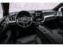Volvo XC60 2.0 T8 Plug-in hybrid AWD Ultra Dark Executive Edition | Luchtvering | 22" | Gelamineerd Glas | Bowers & Wilkins | Stoelmassage & Ventilatie |