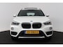BMW X1 xDrive20i High Executive (PANORAMADAK, HEAD-UP, STOELVERWARMING, TREKHAAK, CAMERA, ELEKTR STOELEN)