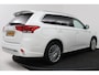 Mitsubishi Outlander 2.4 PHEV Instyle (PANORAMADAK, STUUR-/STOELVERWARMING, 360 CAMERA, LEDER, STUURBEDIENING)