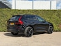 Volvo XC60 2.0 T6 Plug-in hybrid AWD Ultra Black Edition | Luchtvering | Panoramadak | 360 camera | Head up display | Harman/Kardon | Stoel/Stuur Verwarming | Trekhaak |