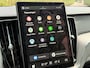 Volvo XC60 2.0 T6 Plug-in hybrid AWD Ultra Black Edition | Luchtvering | Panoramadak | 360 camera | Head up display | Harman/Kardon | Stoel/Stuur Verwarming | Trekhaak |