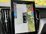 Volvo XC60 2.0 T6 Plug-in hybrid AWD Ultra Black Edition | Luchtvering | Panoramadak | 360 camera | Head up display | Harman/Kardon | Stoel/Stuur Verwarming | Trekhaak |