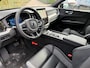 Volvo XC60 2.0 T6 Plug-in hybrid AWD Ultra Black Edition | Luchtvering | Panoramadak | 360 camera | Head up display | Harman/Kardon | Stoel/Stuur Verwarming | Trekhaak |