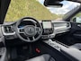 Volvo XC60 2.0 T6 Plug-in hybrid AWD Ultra Black Edition | Luchtvering | Panoramadak | 360 camera | Head up display | Harman/Kardon | Stoel/Stuur Verwarming | Trekhaak |