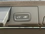 Volvo XC60 2.0 T6 Plug-in hybrid AWD Ultra Black Edition | Luchtvering | Panoramadak | 360 camera | Head up display | Harman/Kardon | Stoel/Stuur Verwarming | Trekhaak |