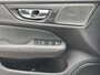 Volvo V60 T6 Plug-in hybrid AWD Ultra Dark | Heico bodykit | Google | Long Range | Schuif-/Kanteldak | Adaptieve Cruise Control | DAB | Head-Up Display | Camera | Stoelverwarming Voor + Achter | Harman Kardon Audio | Getint Glas | Zitverlenging | Elek. Stoelen | Memory | 19" LM