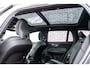 Volvo V60 T6 Plug-in hybrid AWD Ultra Dark | Heico bodykit | Google | Long Range | Schuif-/Kanteldak | Adaptieve Cruise Control | DAB | Head-Up Display | Camera | Stoelverwarming Voor + Achter | Harman Kardon Audio | Getint Glas | Zitverlenging | Elek. Stoelen | Memory | 19" LM