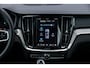 Volvo V60 T6 Plug-in hybrid AWD Ultra Dark | Heico bodykit | Google | Long Range | Schuif-/Kanteldak | Adaptieve Cruise Control | DAB | Head-Up Display | Camera | Stoelverwarming Voor + Achter | Harman Kardon Audio | Getint Glas | Zitverlenging | Elek. Stoelen | Memory | 19" LM