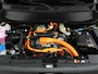 Hyundai Inster Cross Sky Plus 49 kWh | Warmtepomp | Stoelverwarming | Stuurverwarming | Dodehoekdetectie | Schuif/Kanteldak | 360 Camera