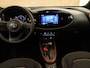 Toyota Aygo X Hybrid 115 pulse - NIEUWE DEMO's - DIVERSE KLEUREN BINNENKORT BESCHIKBAAR - PARKEERSENSOREN VOOR EN ACHTER - KEYLESS ENRTY & START - STOEL VERWARMING - DRAADLOZE TELEFOONLADER - AUTOMATISCH INKLAPBARE BUITENSPIEGELS
